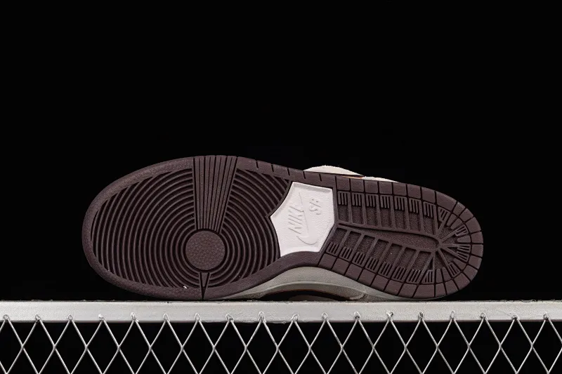 All categories Nk SB Dunk series Nk SB Dunk Low low-top sneakers F version Nk SB Dunk Low "Desert Sand" dark brown gray low-top series casual sneakers BQ6817-004